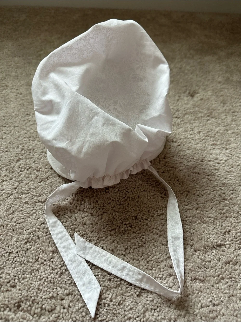 Classic White Adult Bonnet